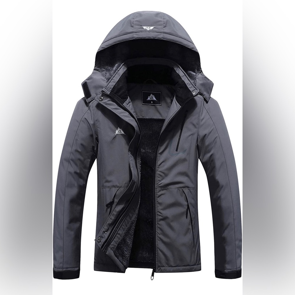 Brand new winter ski jacket size M
